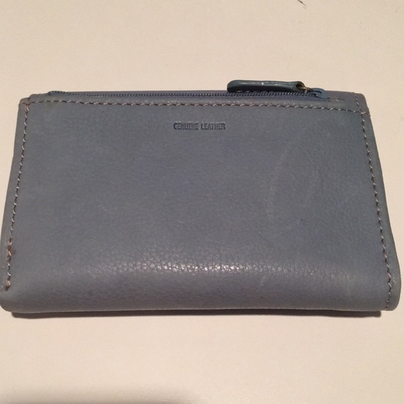 Fossil Wallet - Genuine Leather - Picture 2 of 4